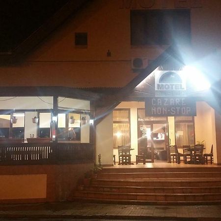 Motel Restaurant Lowe Deva Eksteriør bilde