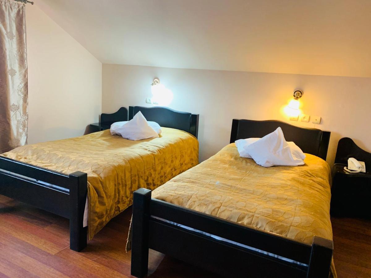Motel Restaurant Lowe Deva Eksteriør bilde